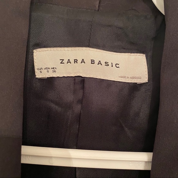 Zara Fitted Black Blazer - Picture 4 of 4